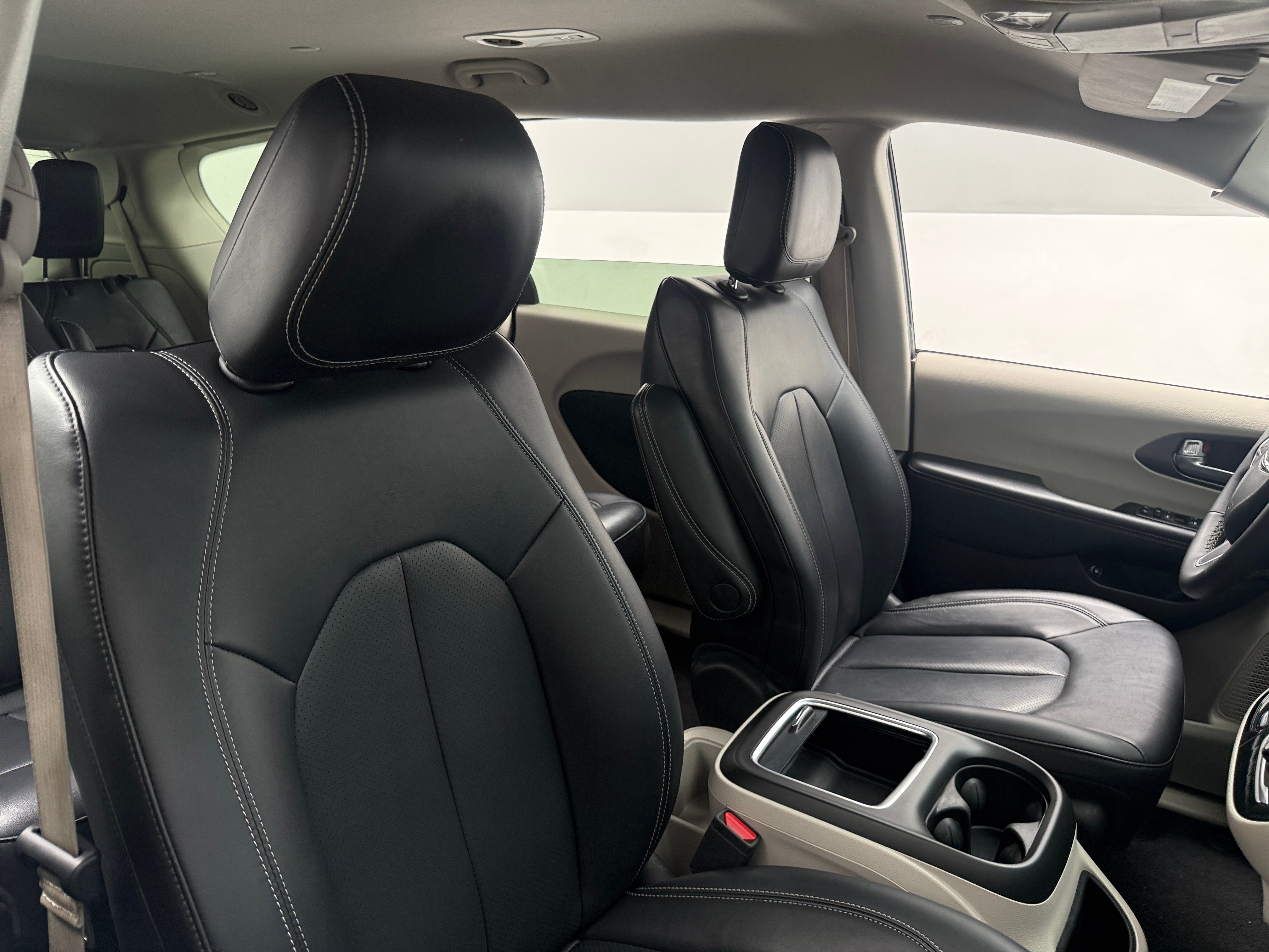 2024 Chrysler Pacifica PHEV