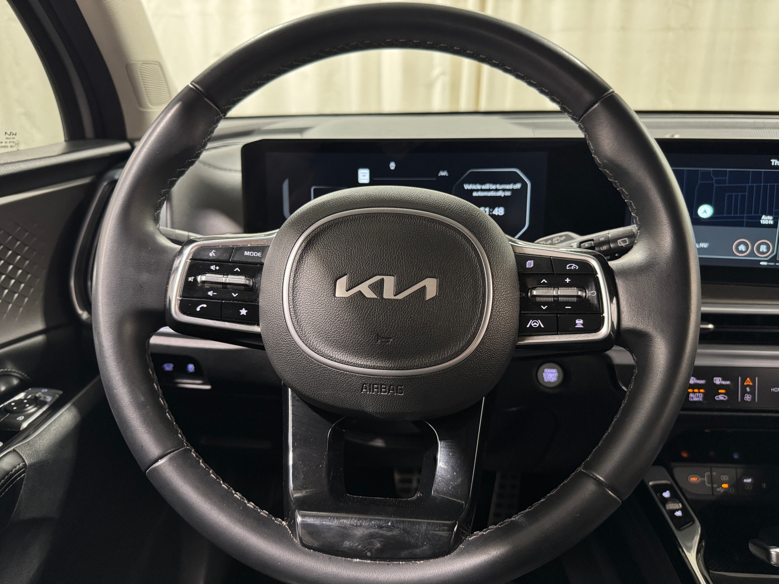 Thumbnail: 2025 Kia Sorento - 4