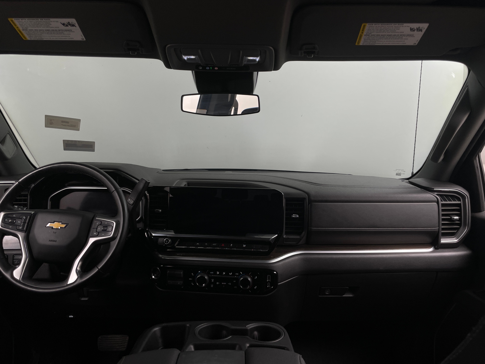 Thumbnail: 2026 Chevrolet Silverado 1500 - 3