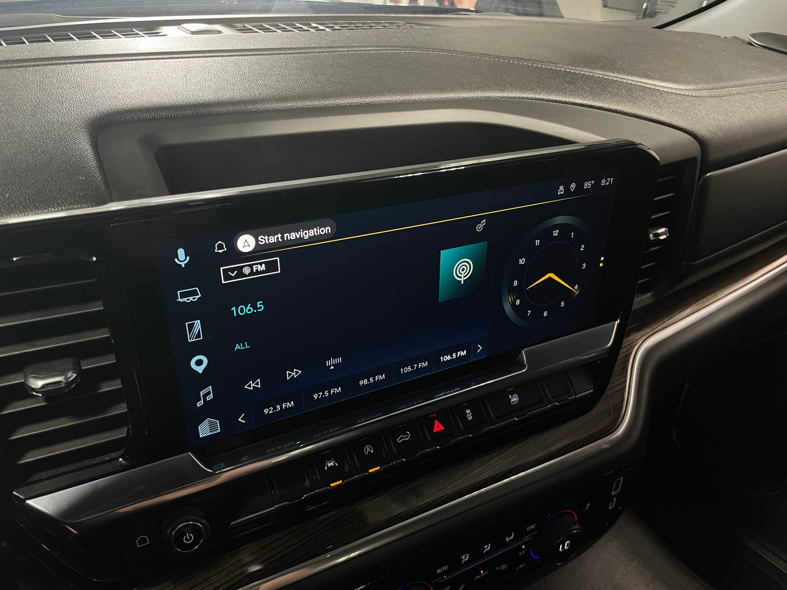 Thumbnail: 2026 Chevrolet Silverado 1500 - 4