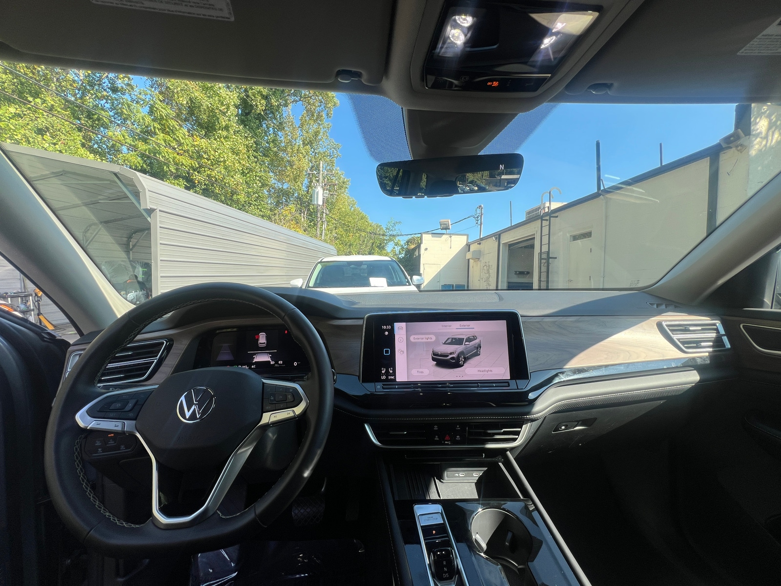 Thumbnail: 2026 Volkswagen Atlas - 3