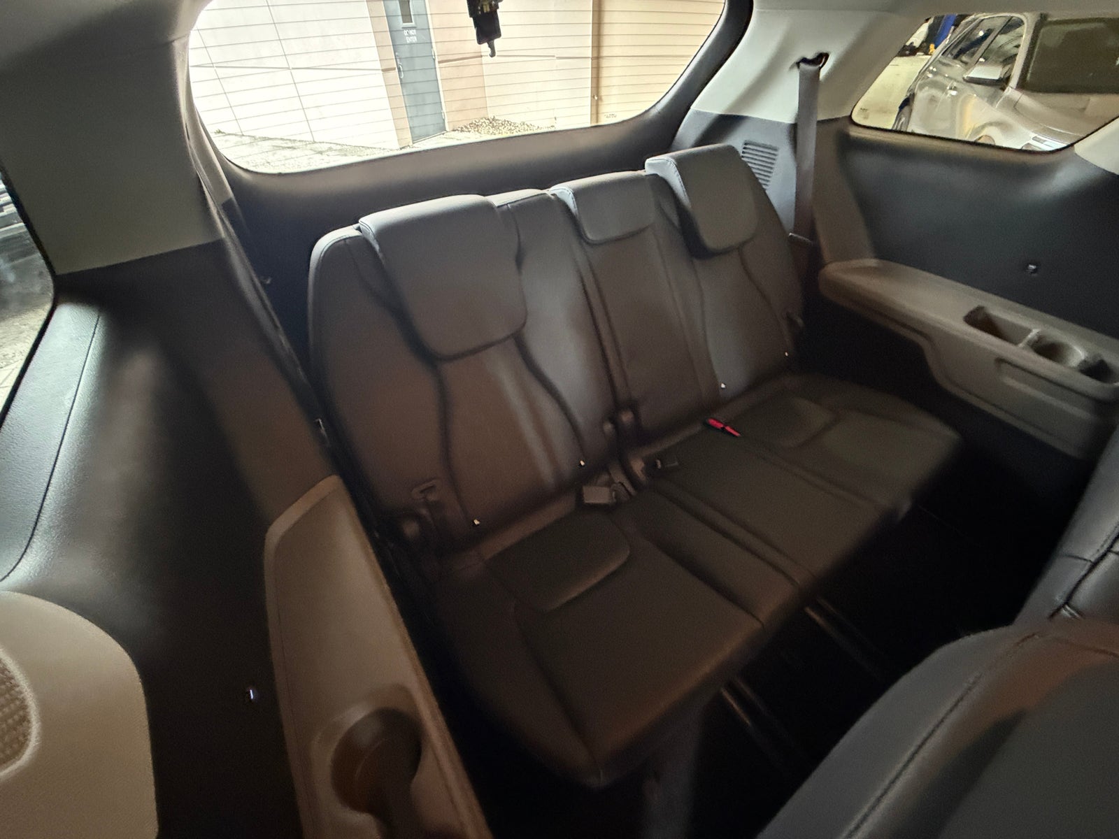 Thumbnail: 2026 Kia Carnival - 3
