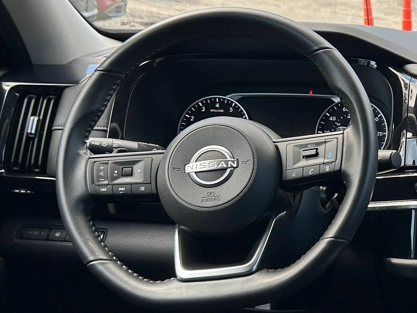 Thumbnail: 2025 Nissan Pathfinder - 5