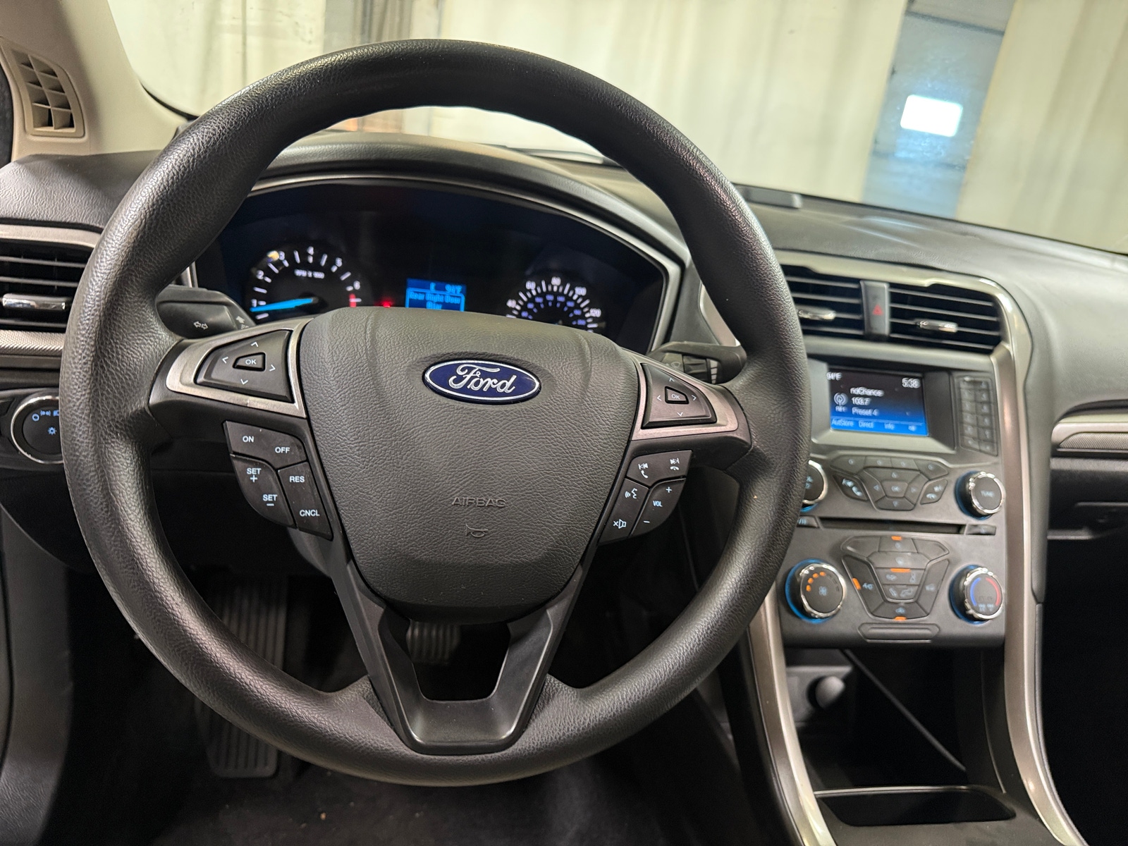 Thumbnail: 2018 Ford Fusion - 5