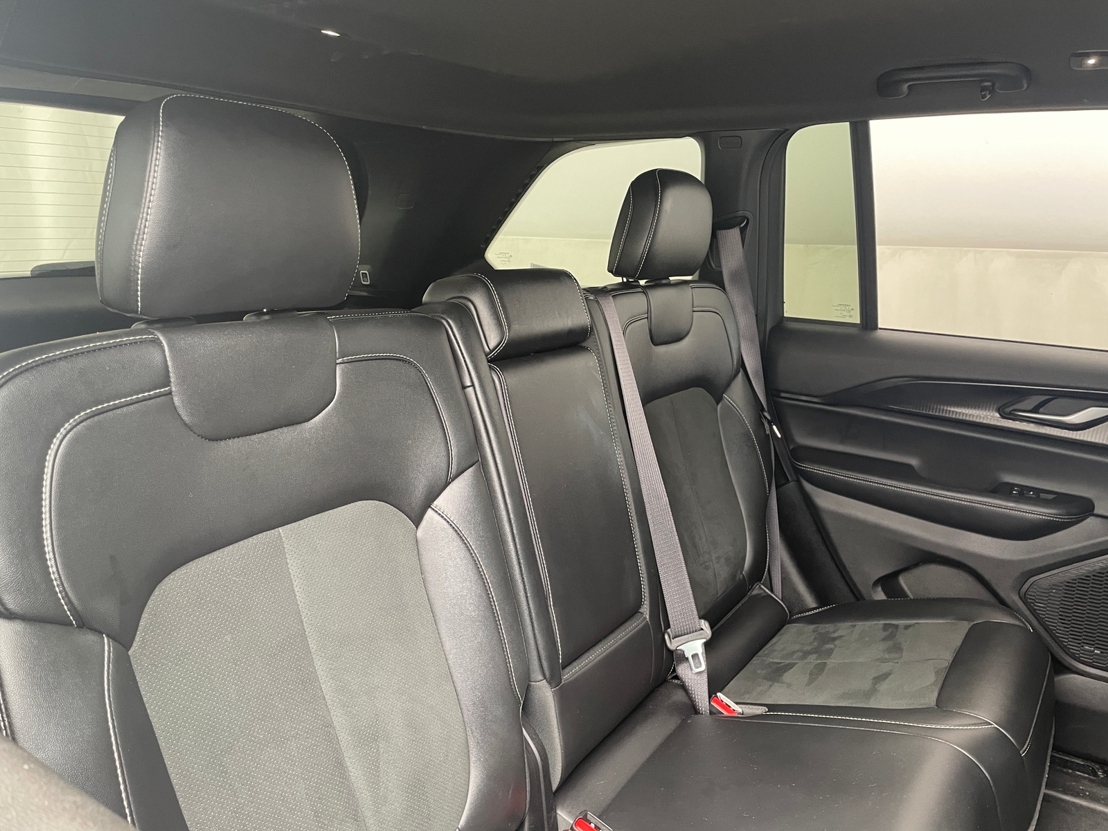 Thumbnail: 2025 Jeep Grand Cherokee - 5