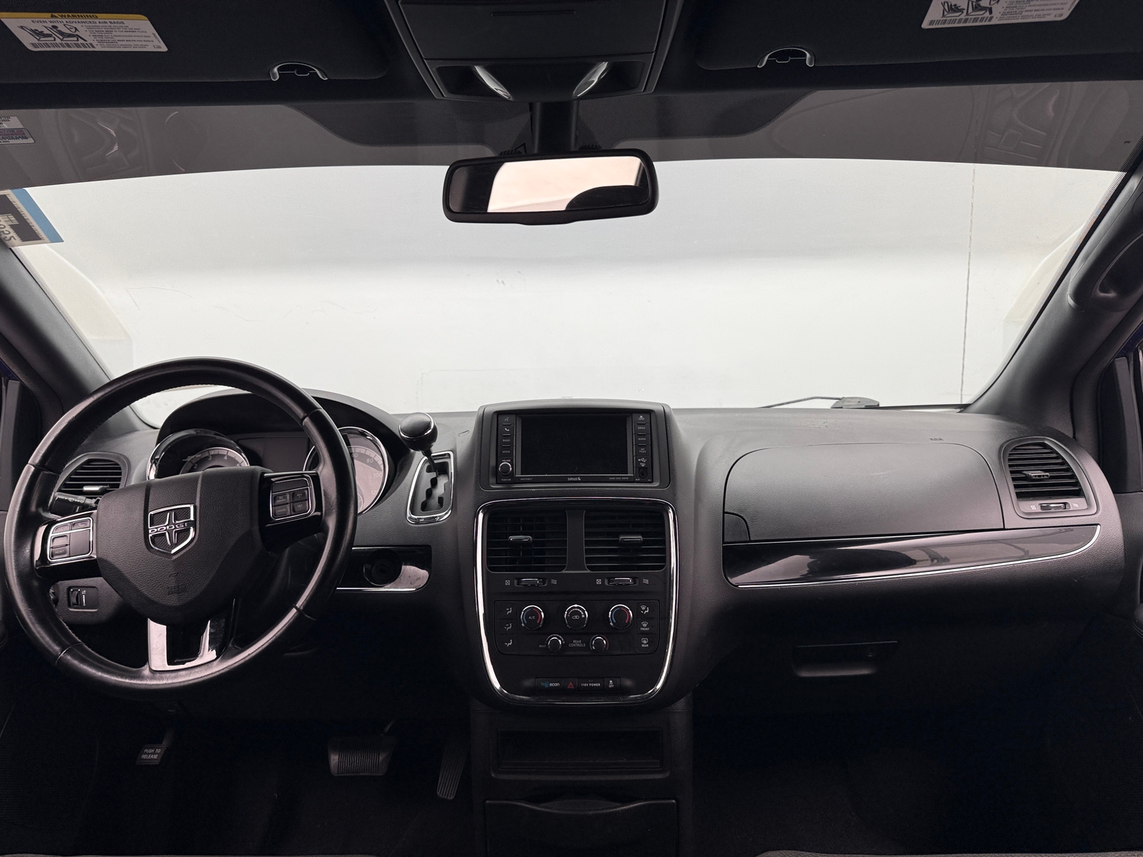 Thumbnail: 2020 Dodge Grand Caravan - 3
