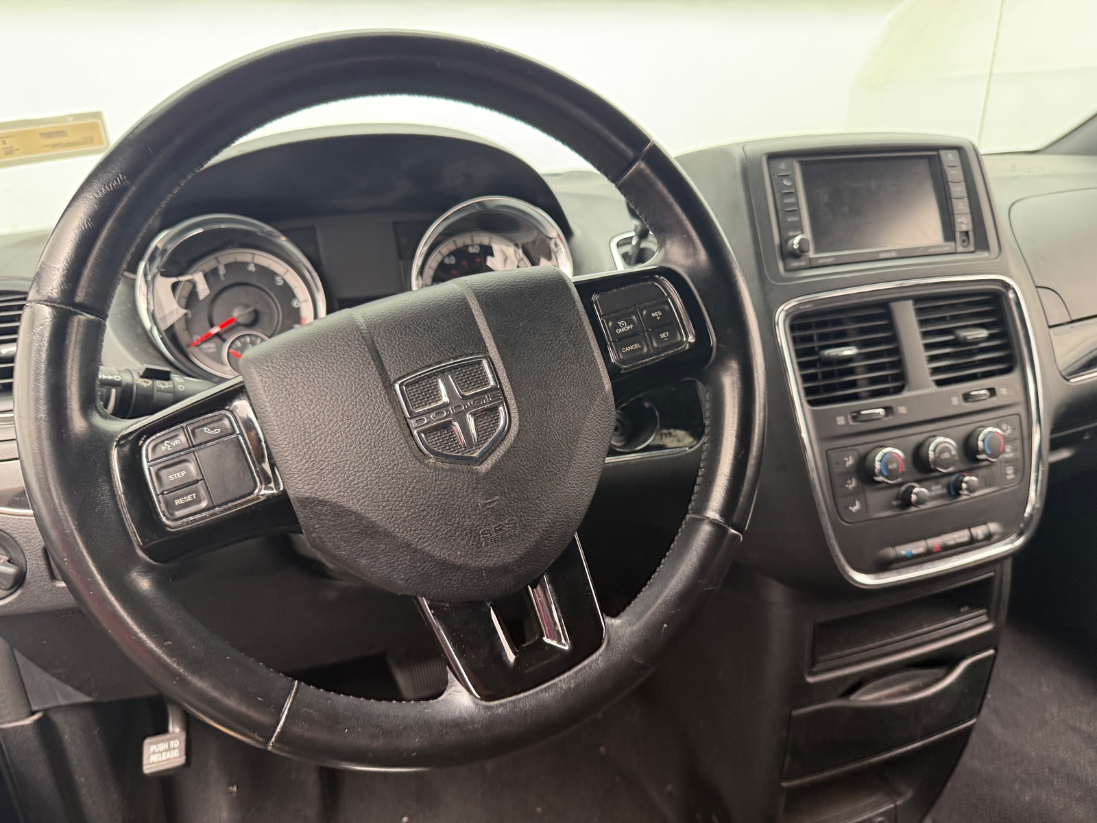 Thumbnail: 2020 Dodge Grand Caravan - 5