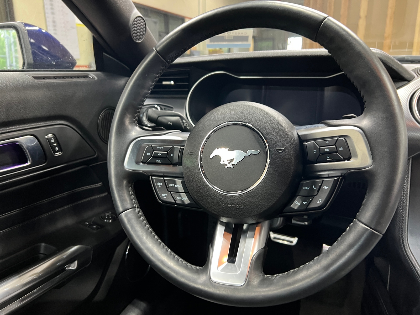 Thumbnail: 2018 Ford Mustang - 3