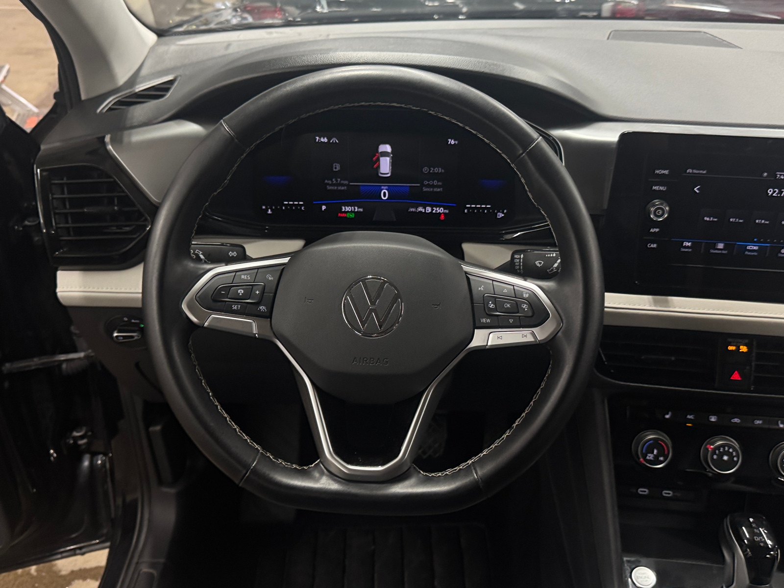 Thumbnail: 2025 Volkswagen Taos - 5