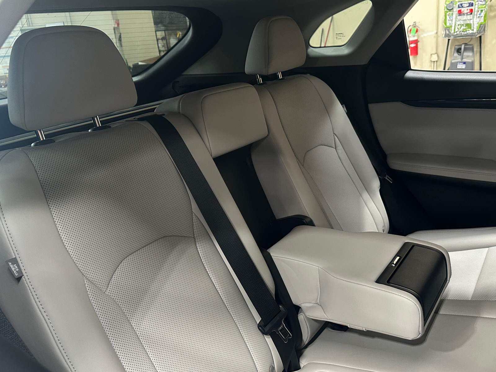 Thumbnail: 2020 Lexus RX - 6