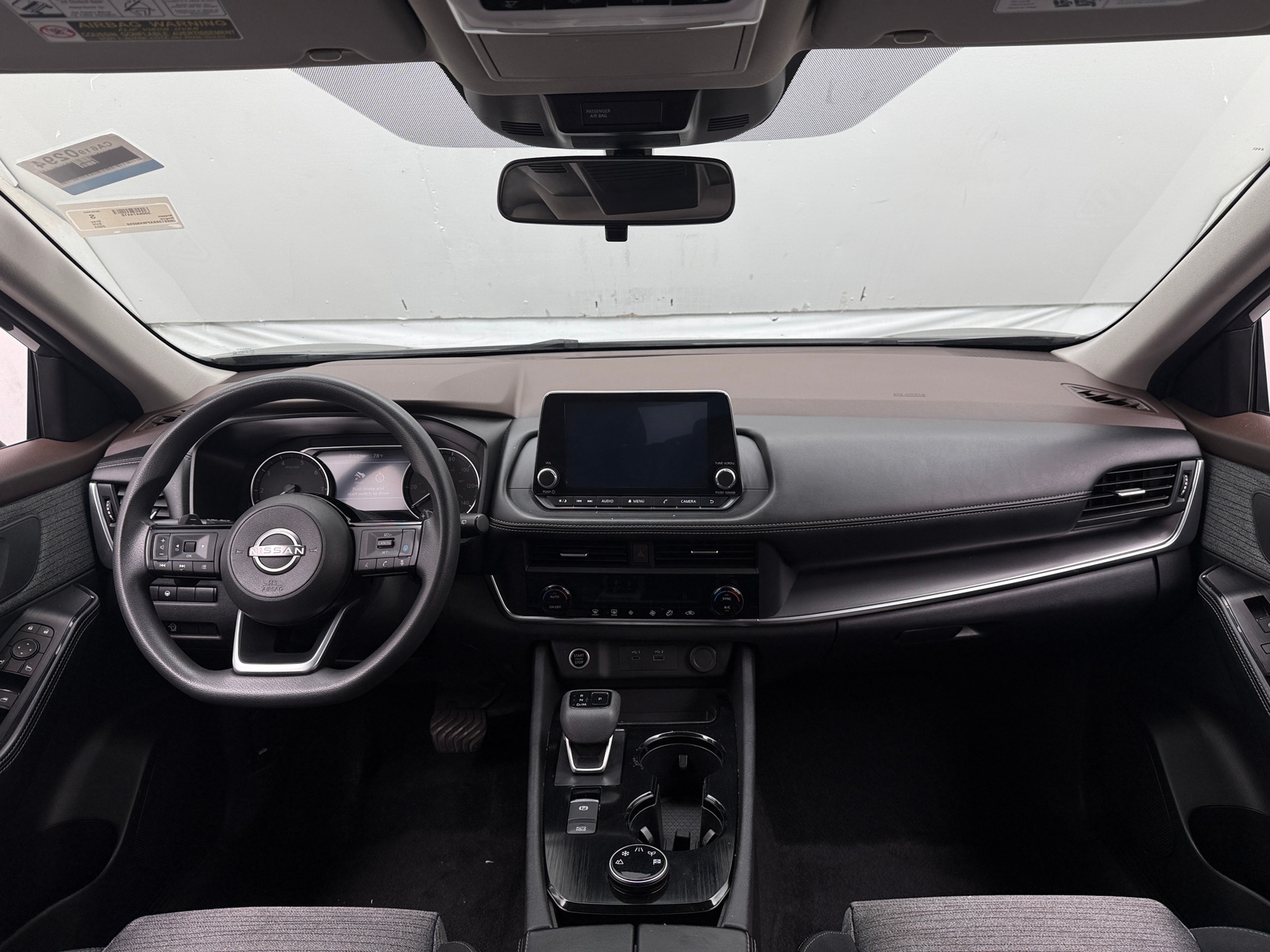 Thumbnail: 2023 Nissan Rogue - 3