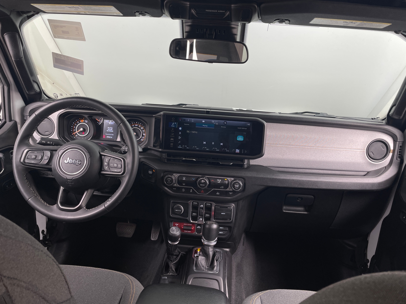 Thumbnail: 2025 Jeep Wrangler - 3