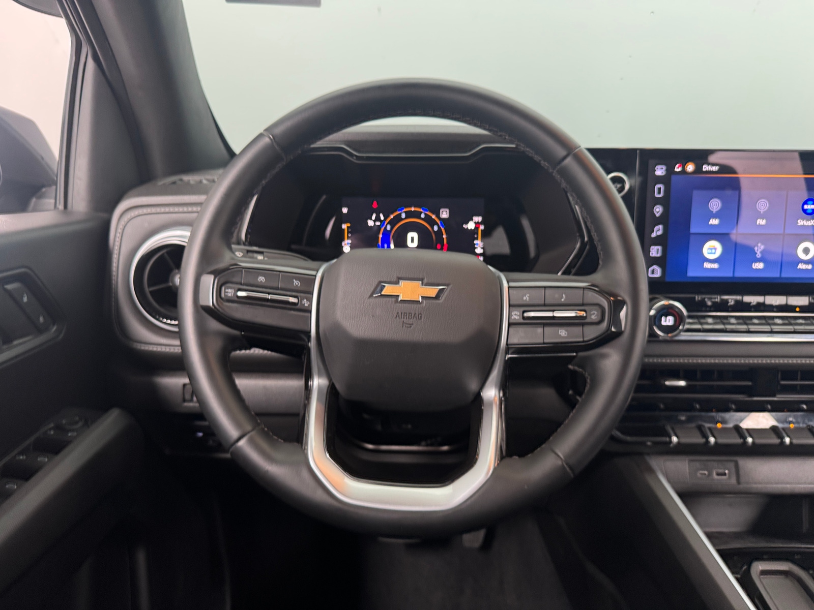 Thumbnail: 2023 Chevrolet Colorado - 5