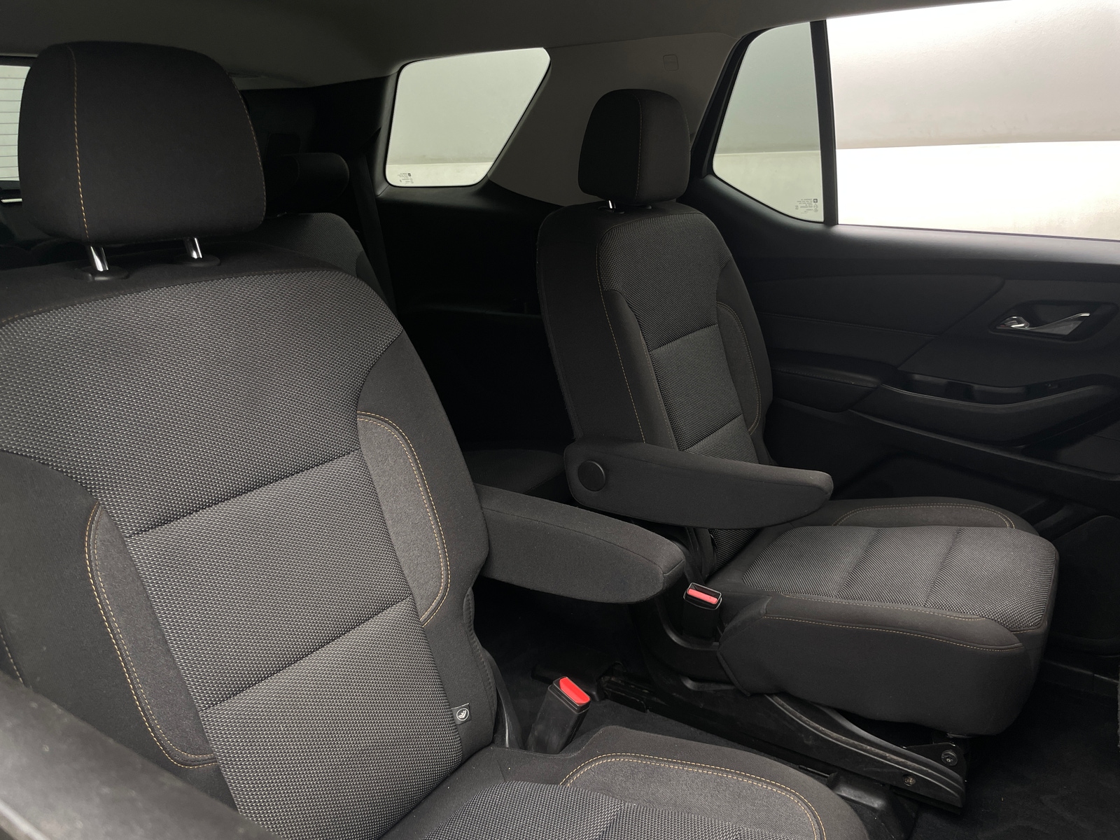 Thumbnail: 2021 Chevrolet Traverse - 6