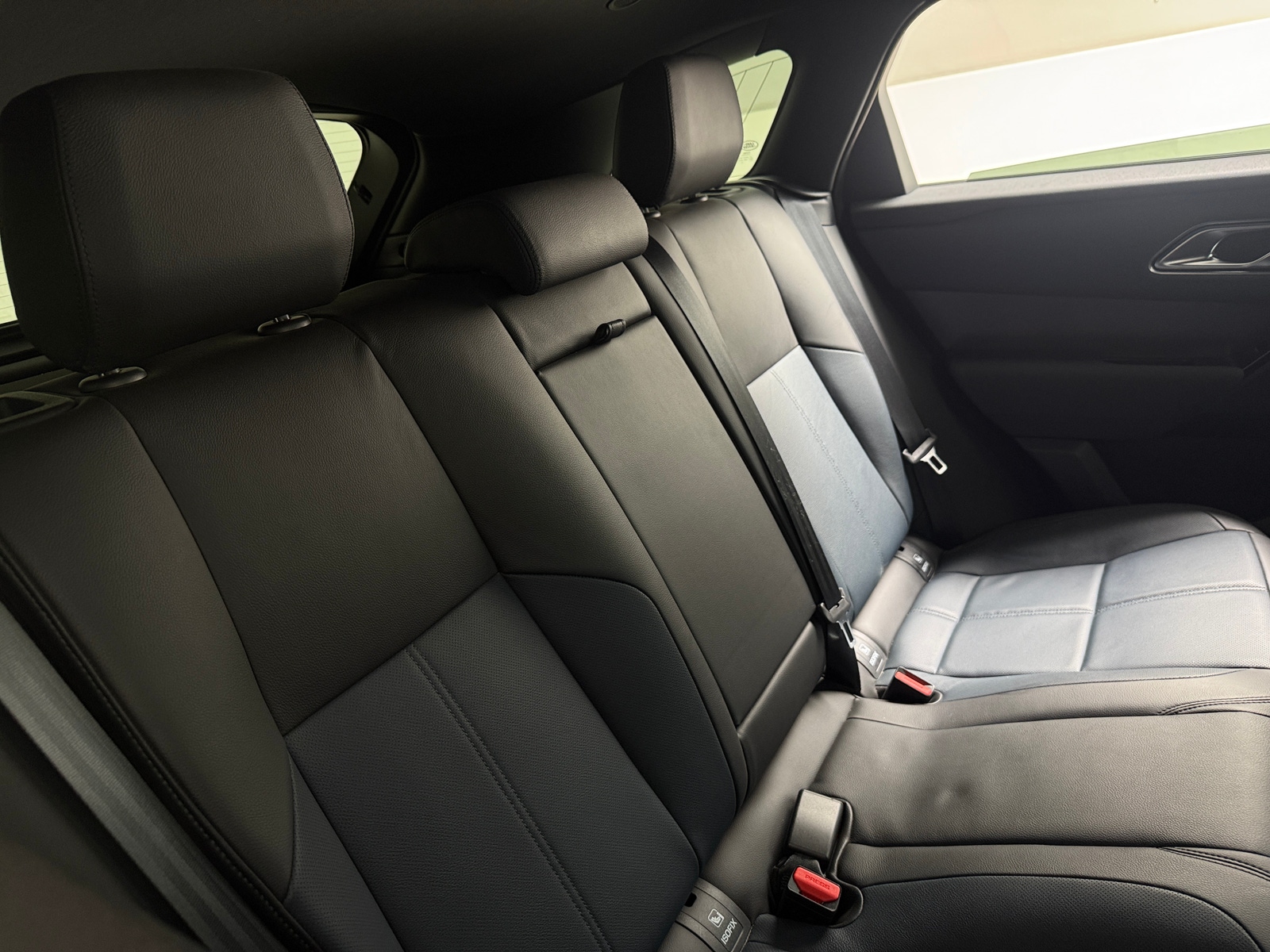Thumbnail: 2024 Land Rover Range Rover Velar - 5