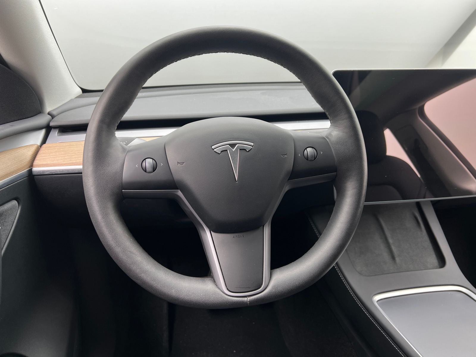 Thumbnail: 2024 Tesla Model Y - 4