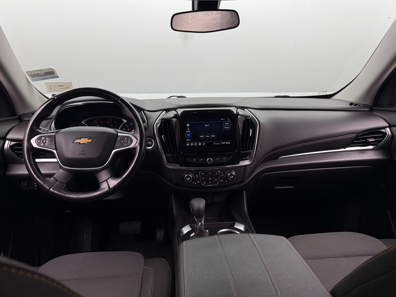 Thumbnail: 2021 Chevrolet Traverse - 3