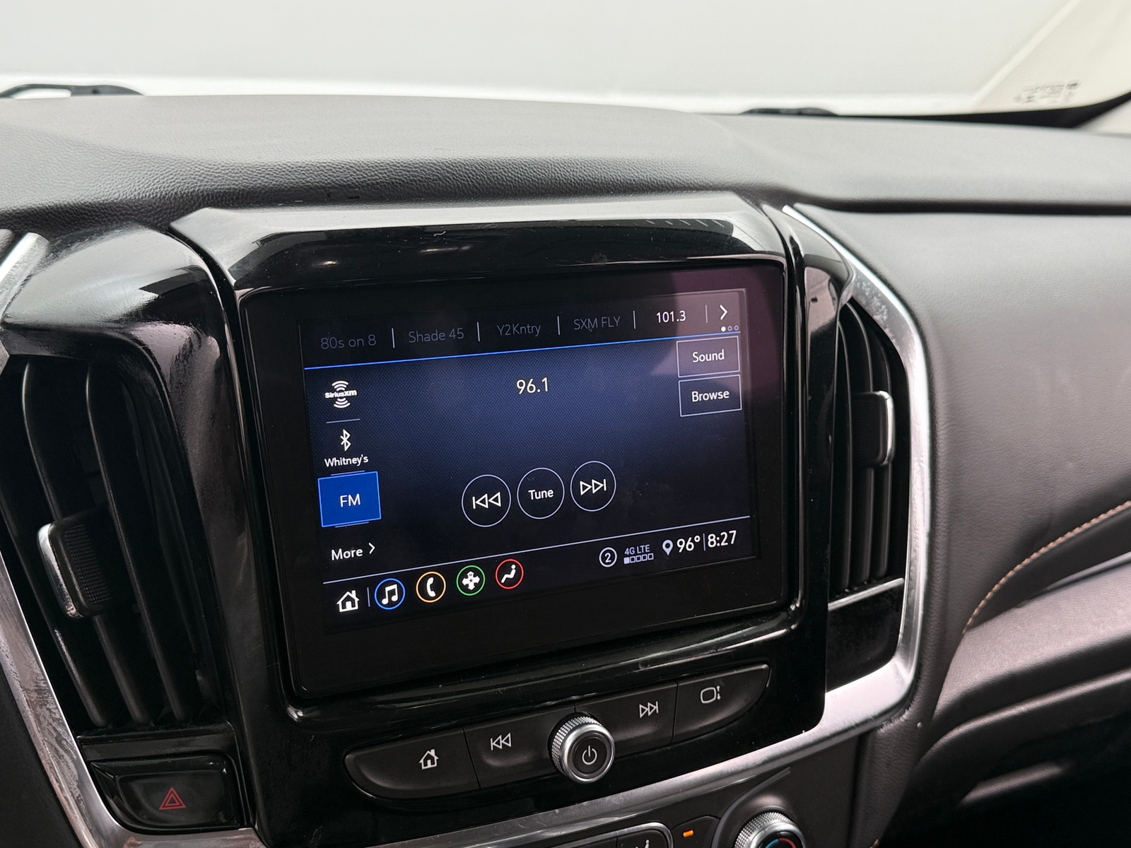 Thumbnail: 2021 Chevrolet Traverse - 4