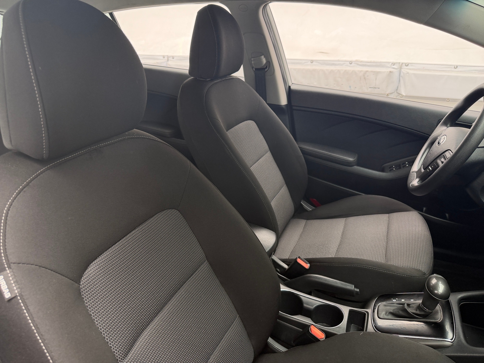 Thumbnail: 2017 Kia Forte - 2