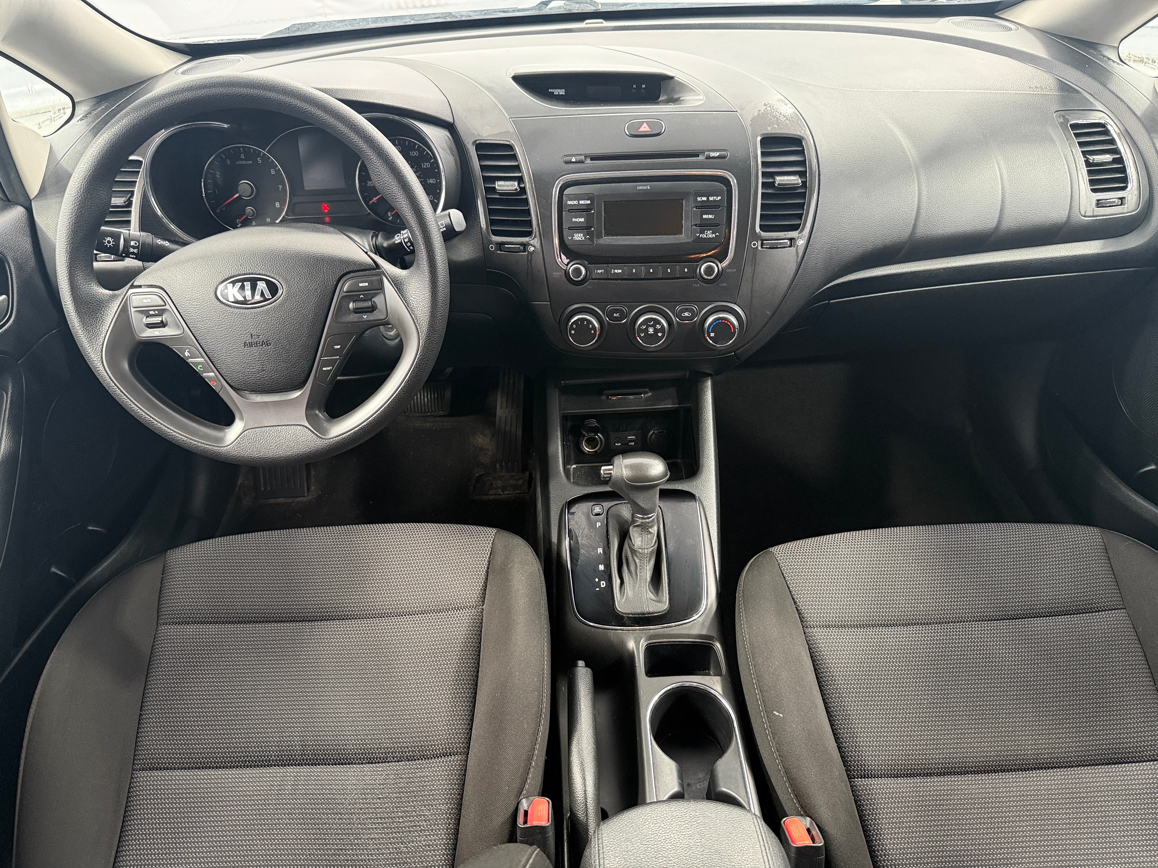 2017 Kia Forte5