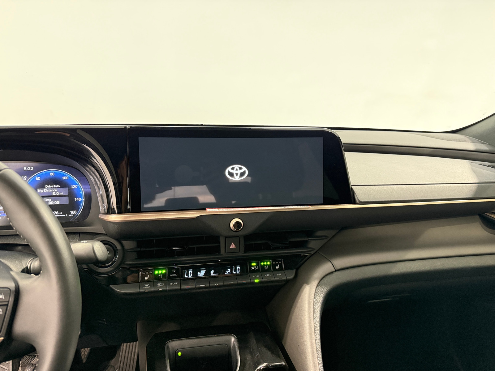 Thumbnail: 2026 Toyota Crown - 4