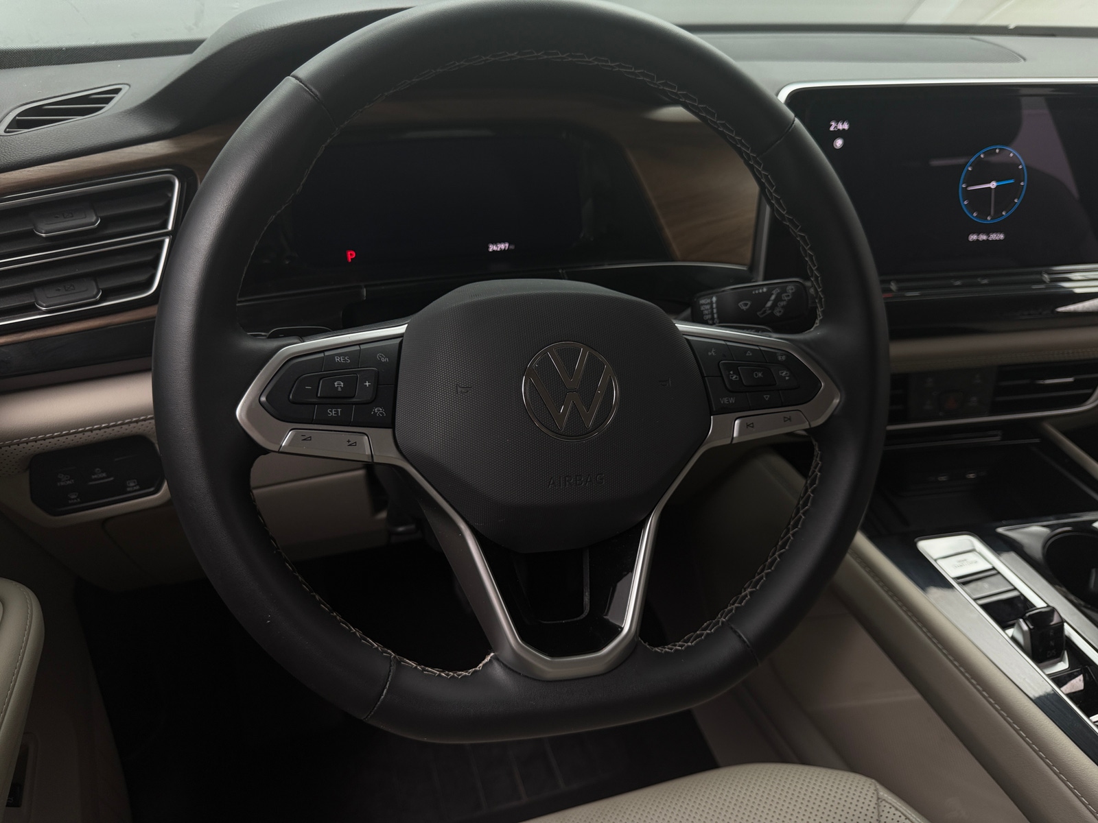 Thumbnail: 2025 Volkswagen Atlas - 4