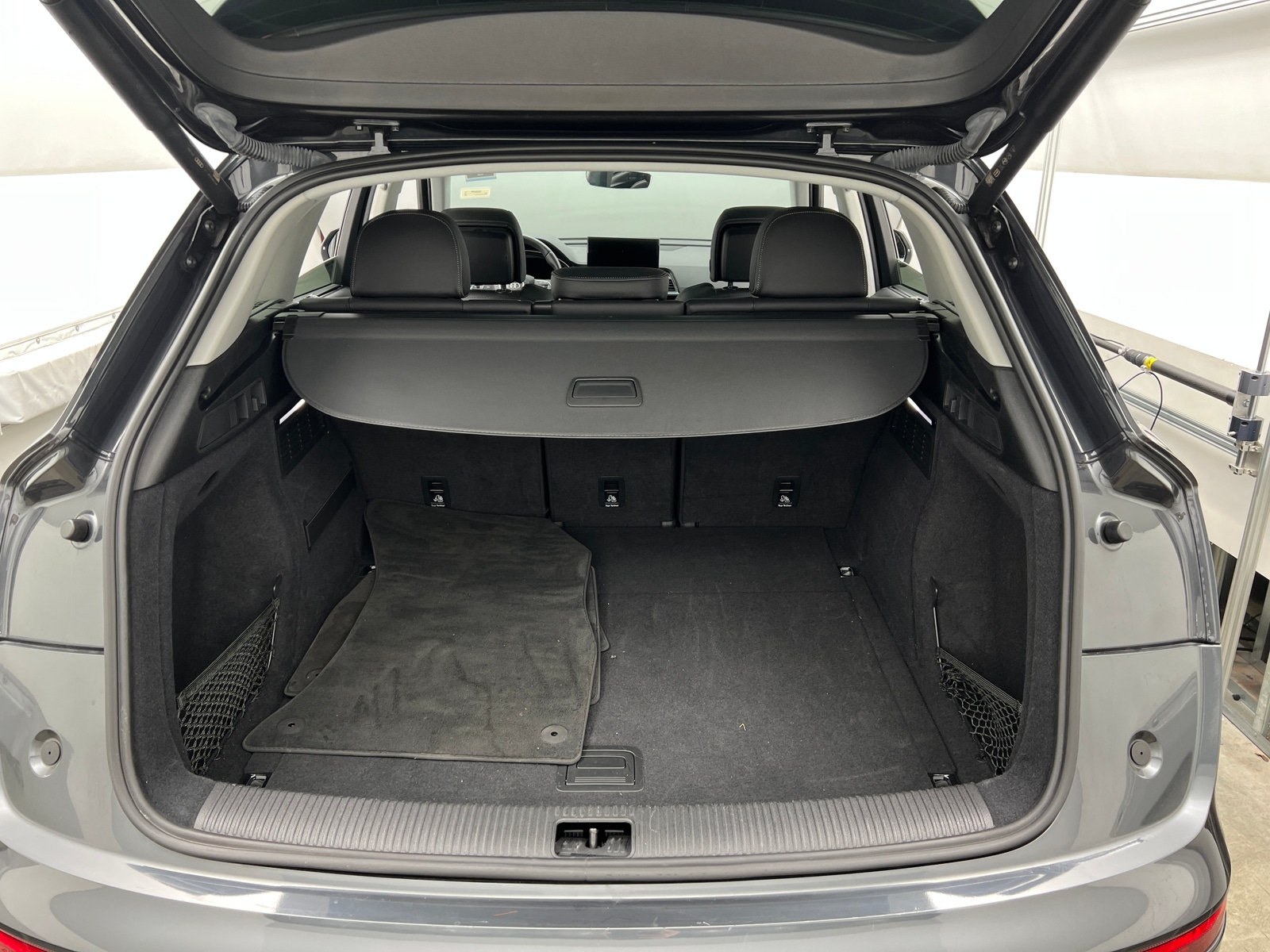 Thumbnail: 2021 Audi Q5 - 6