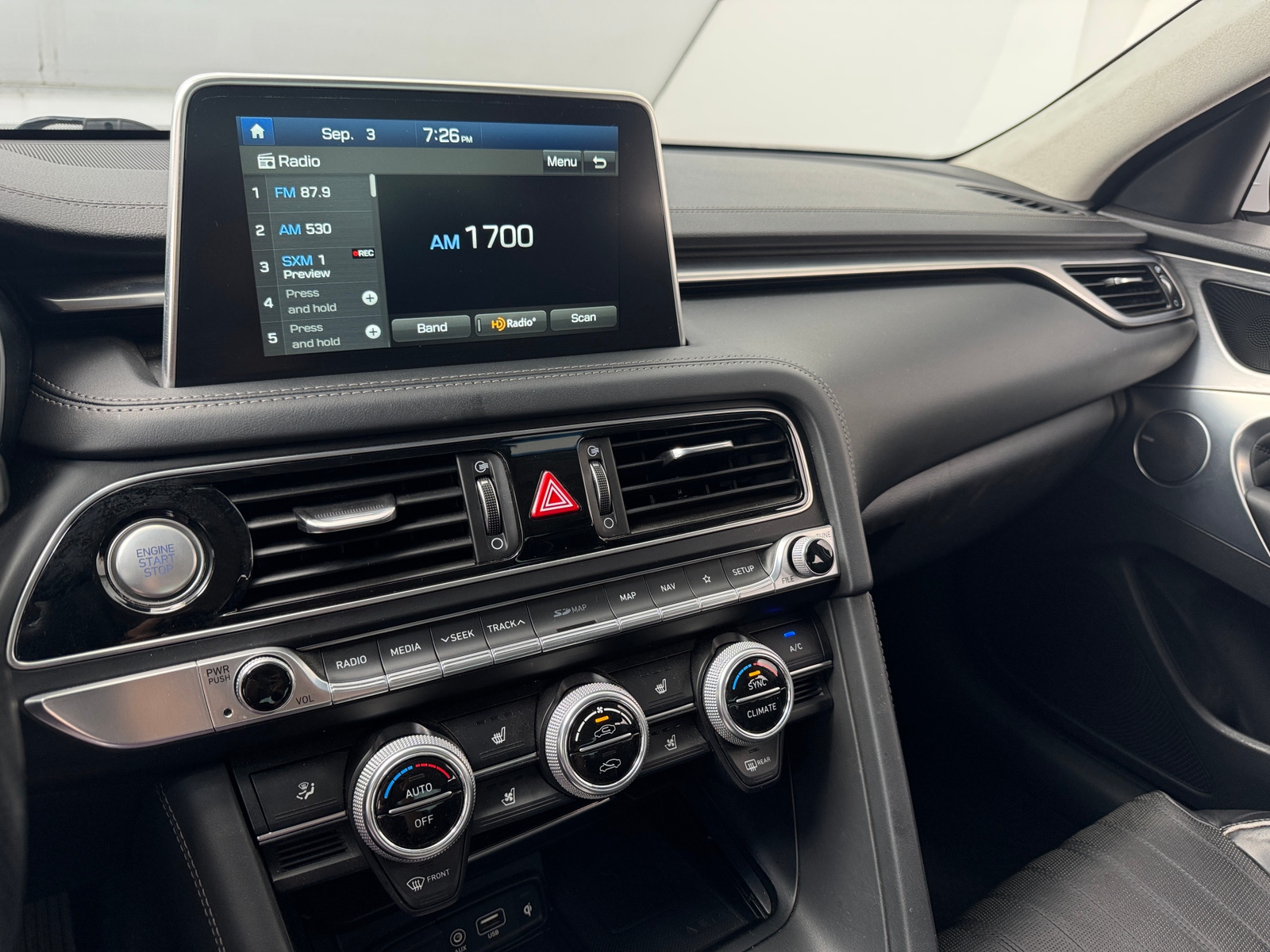 Thumbnail: 2019 Genesis G70 - 4