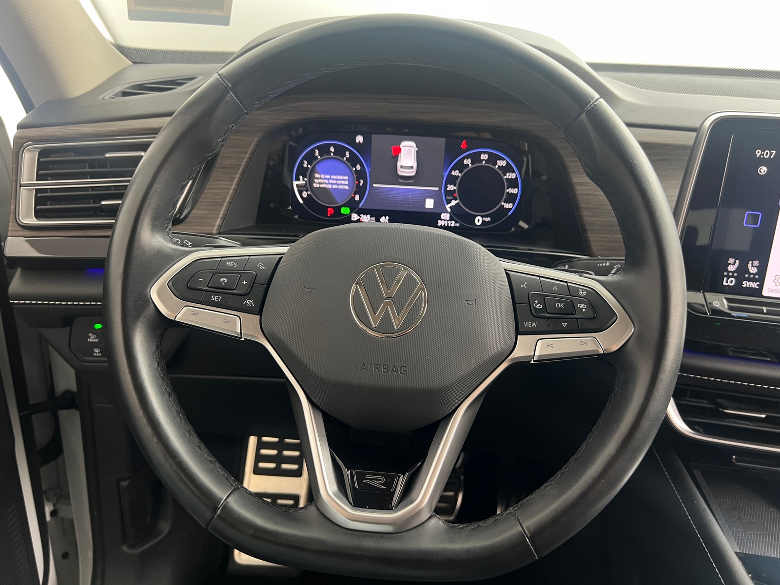 Thumbnail: 2024 Volkswagen Atlas - 4