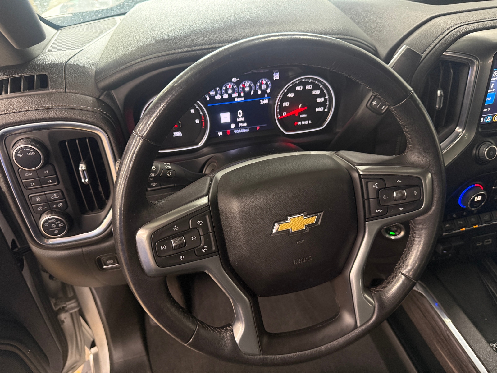 Thumbnail: 2022 Chevrolet Silverado 1500 - 4