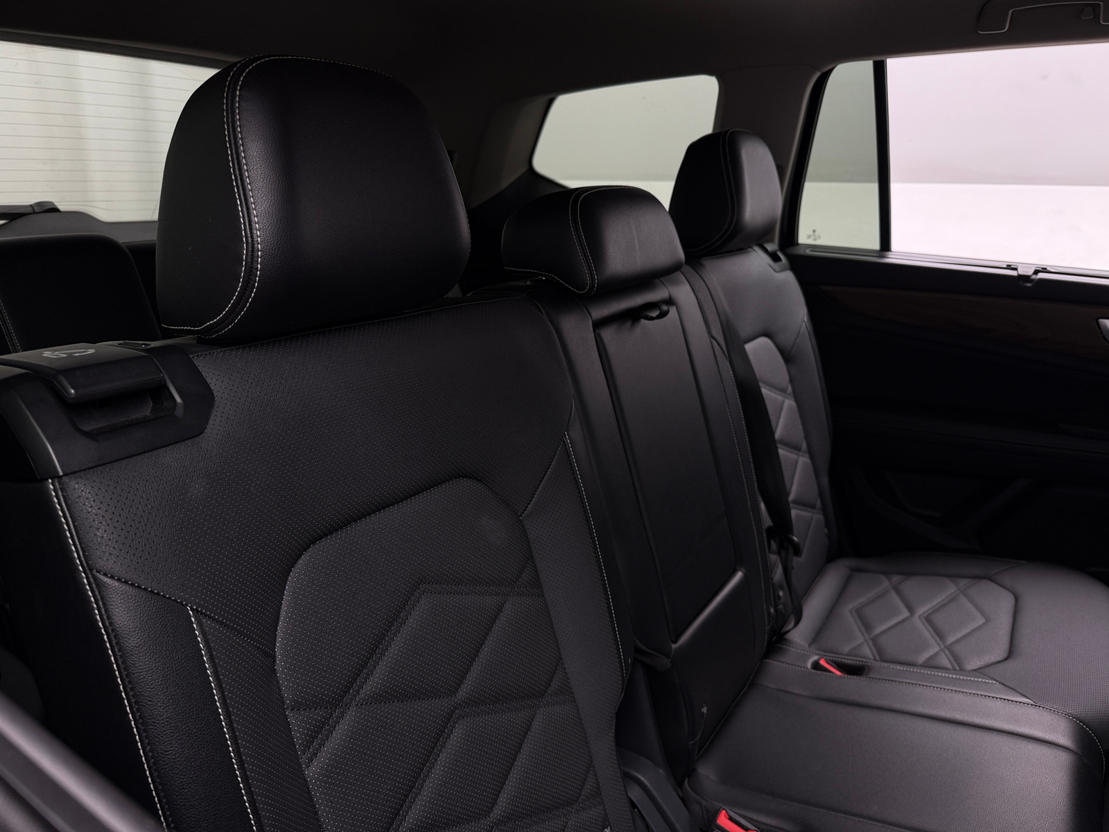 Thumbnail: 2024 Volkswagen Atlas - 6