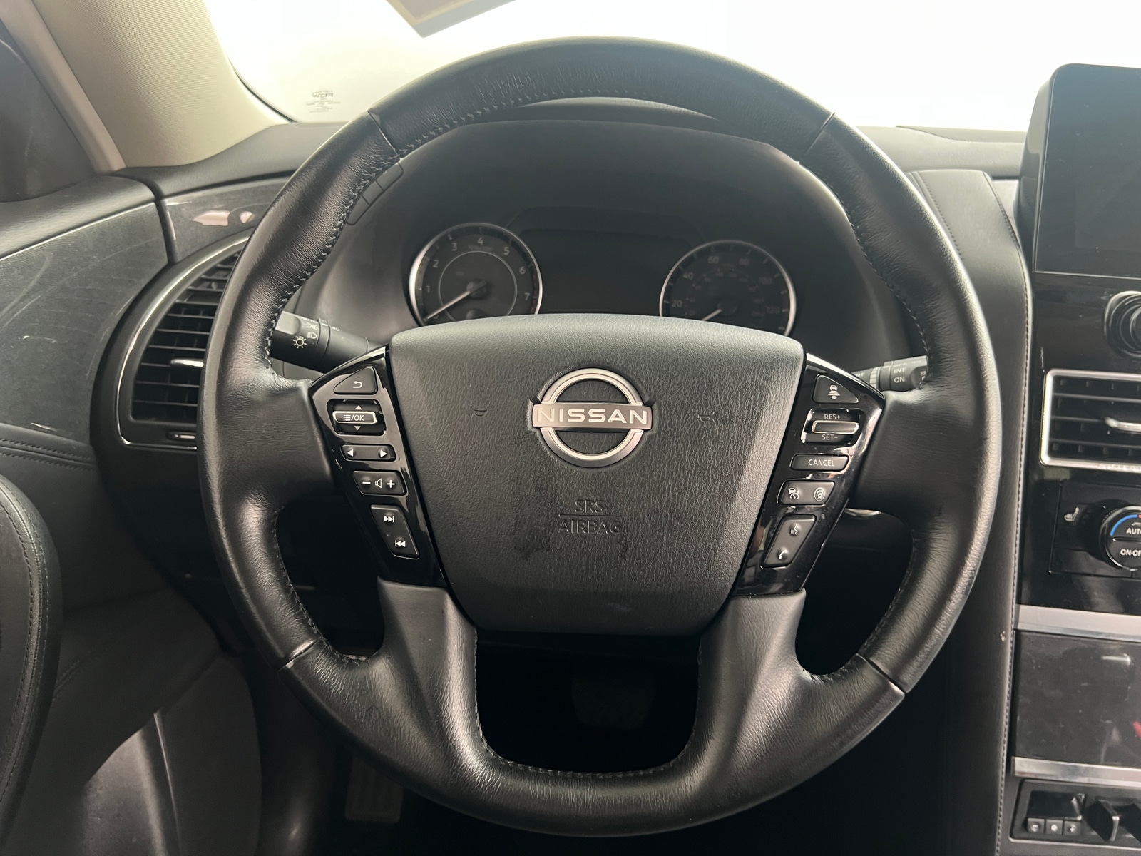 Thumbnail: 2024 Nissan Armada - 4