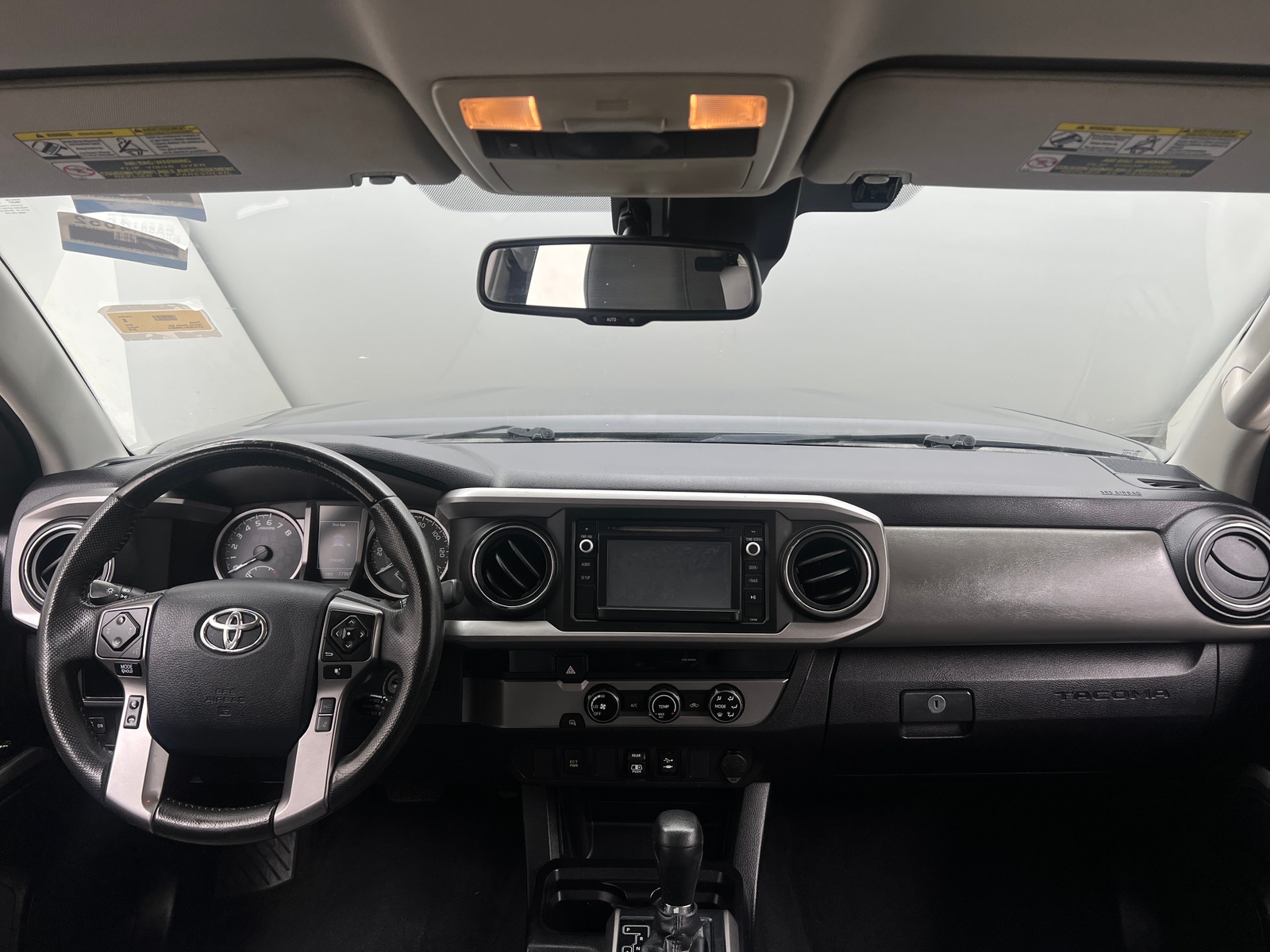 Thumbnail: 2018 Toyota Tacoma - 3