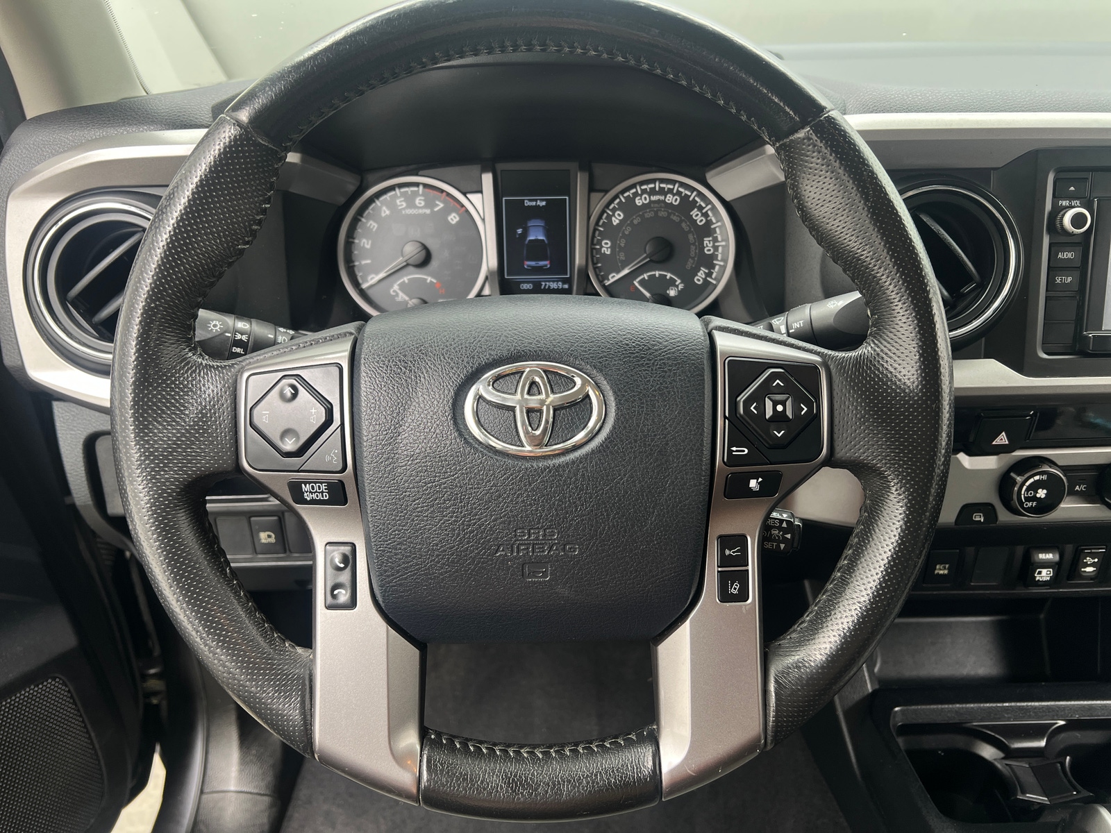 Thumbnail: 2018 Toyota Tacoma - 5