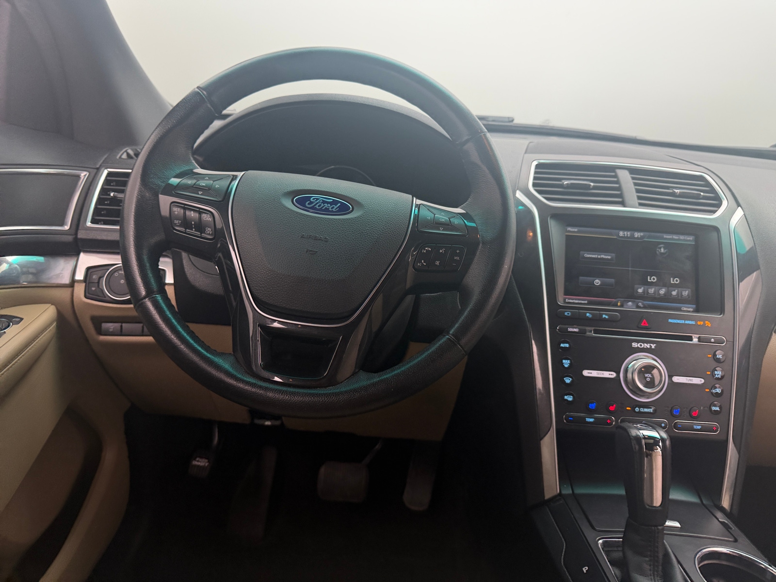 Thumbnail: 2016 Ford Explorer - 4