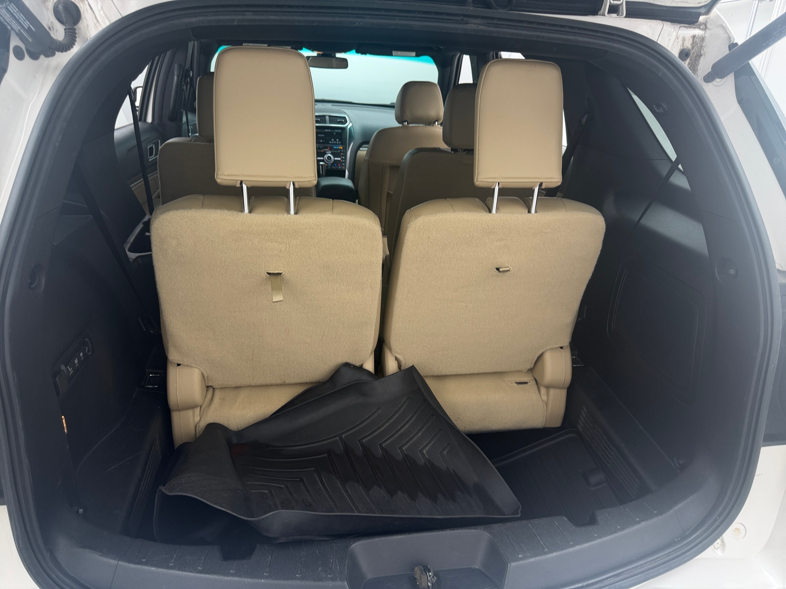 Thumbnail: 2016 Ford Explorer - 6