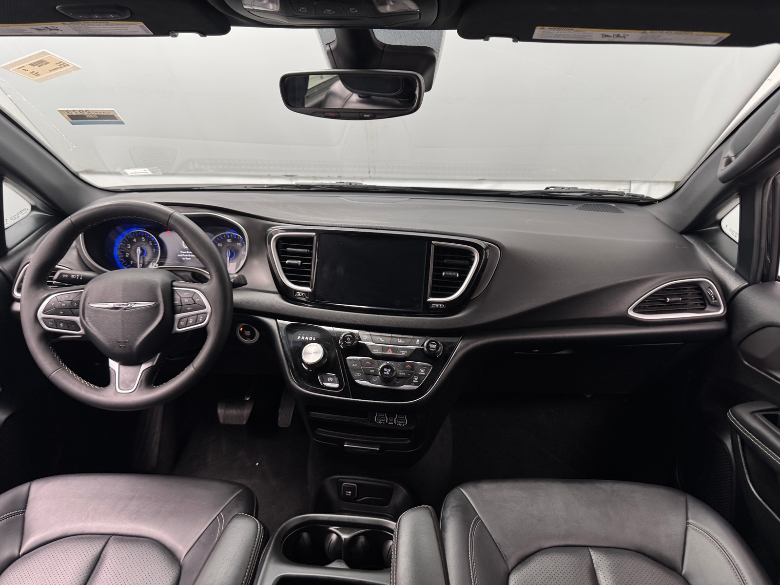 Thumbnail: 2025 Chrysler Pacifica - 2