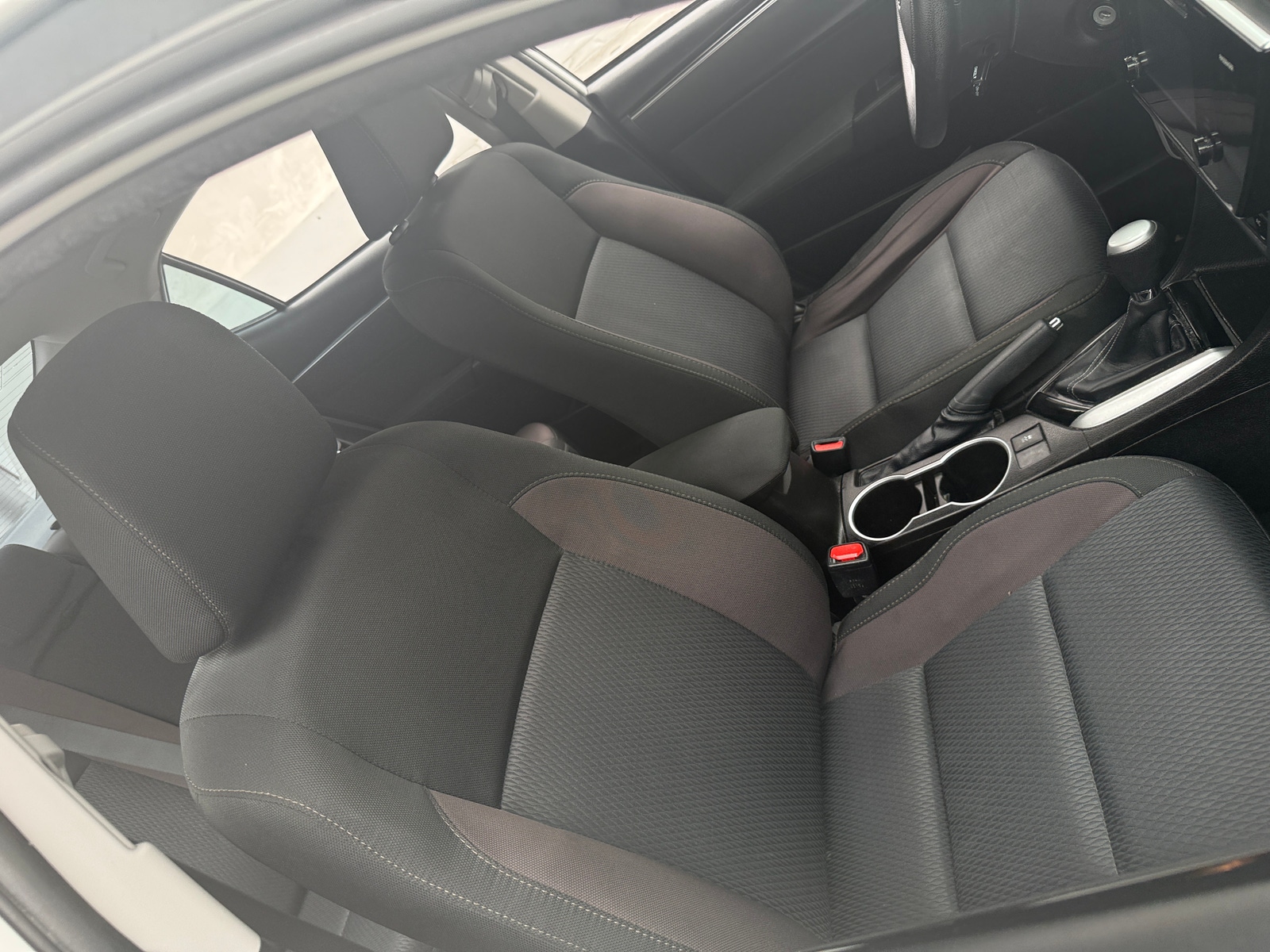 Thumbnail: 2017 Toyota Corolla - 2