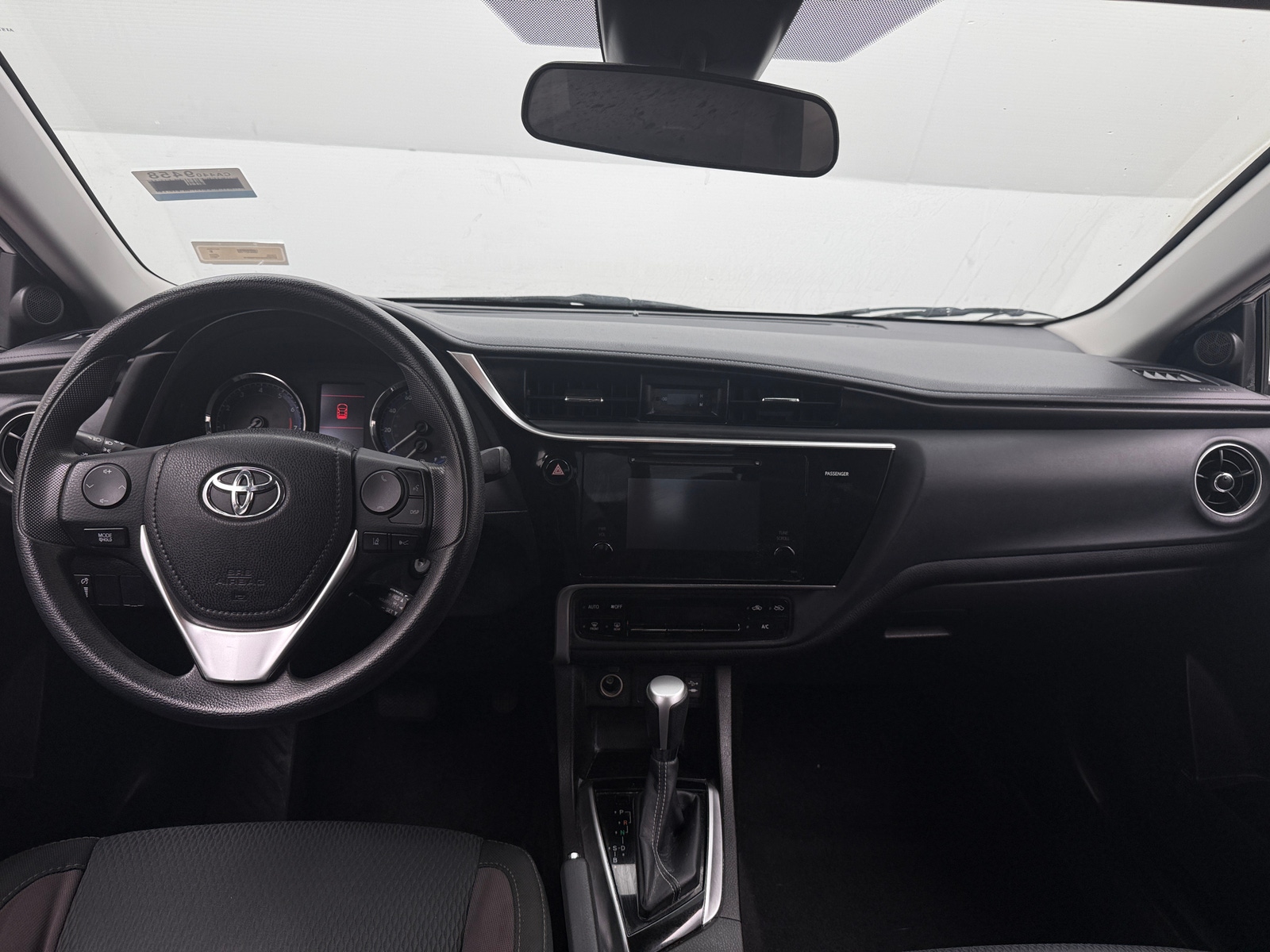 Thumbnail: 2017 Toyota Corolla - 3