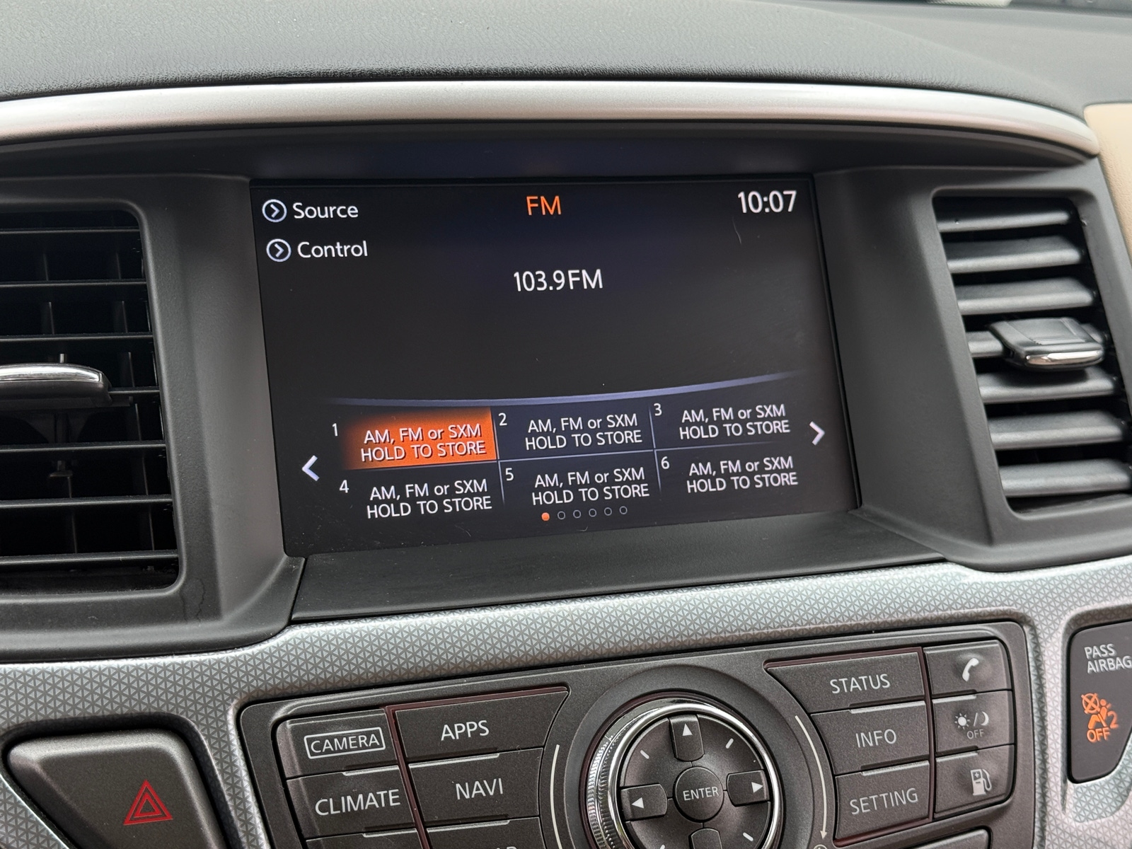 Thumbnail: 2019 Nissan Pathfinder - 3