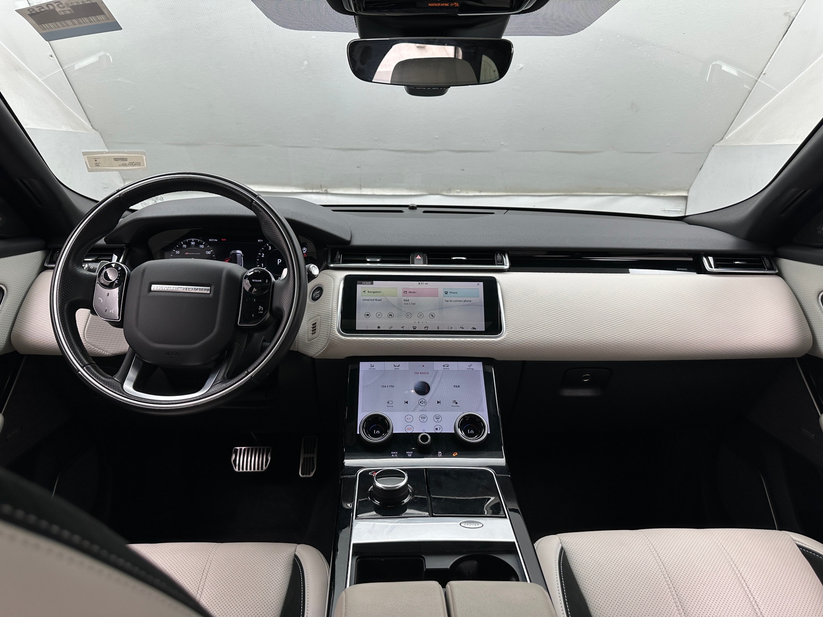 Thumbnail: 2020 Land Rover Range Rover Velar - 3