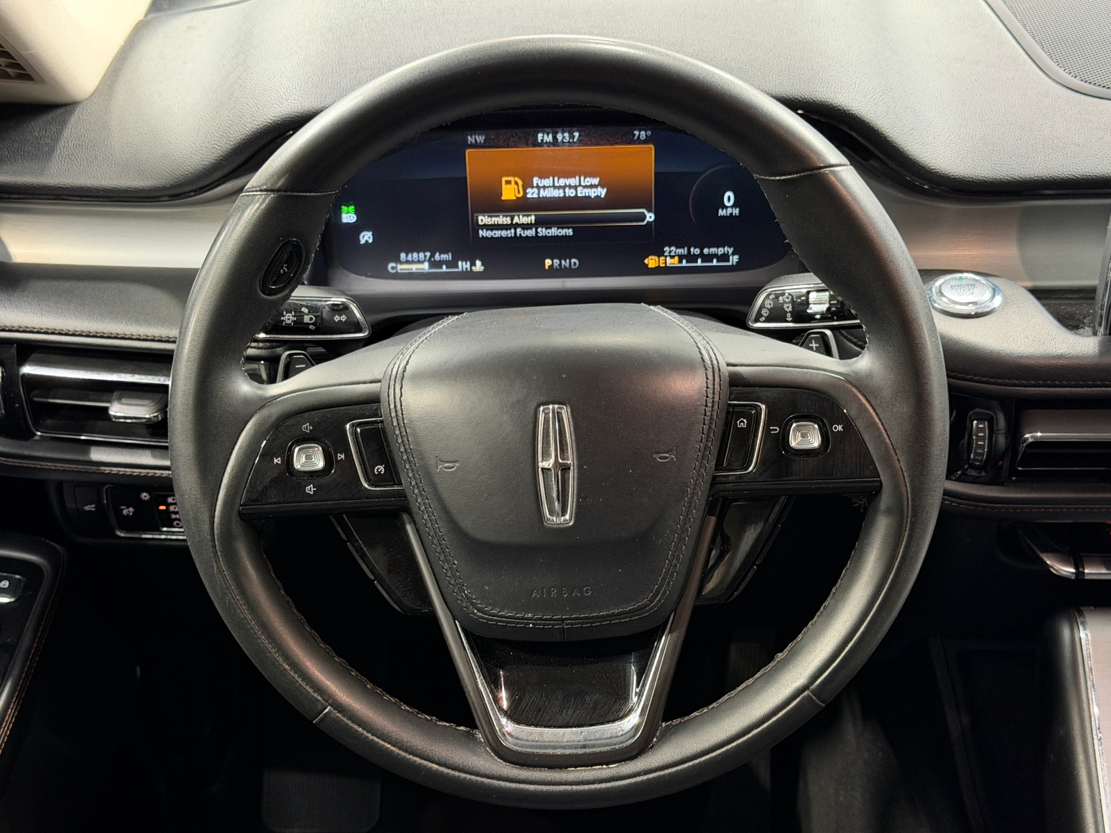 Thumbnail: 2023 Lincoln Aviator - 4