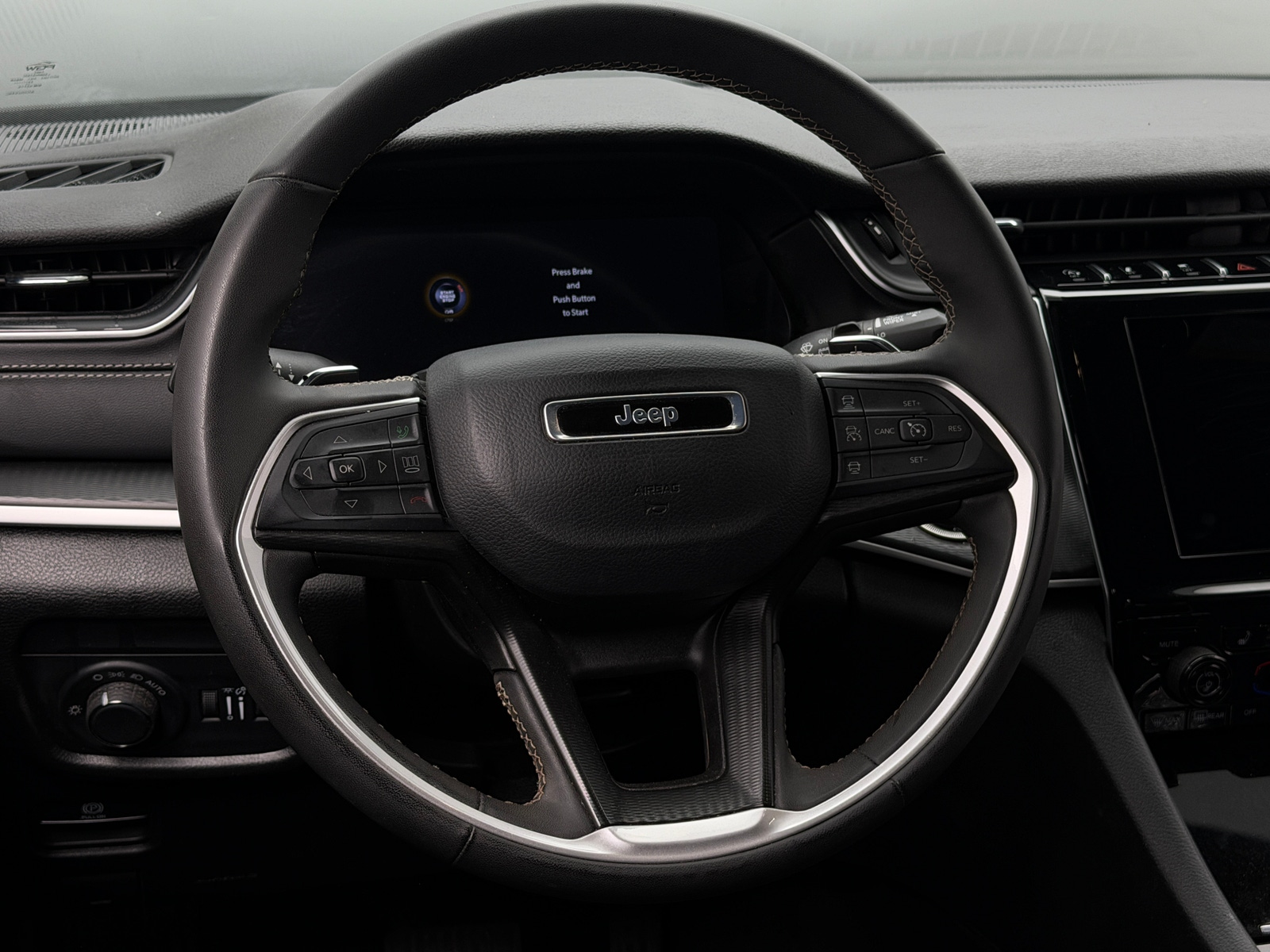 Thumbnail: 2025 Jeep Grand Cherokee - 4