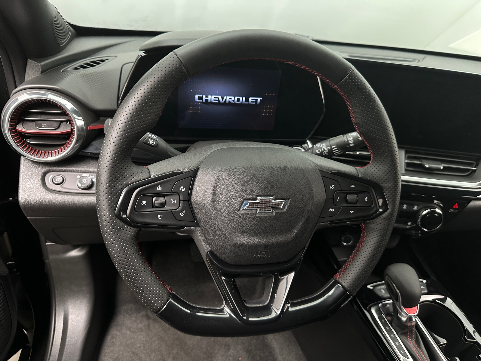 Thumbnail: 2026 Chevrolet Trax - 4