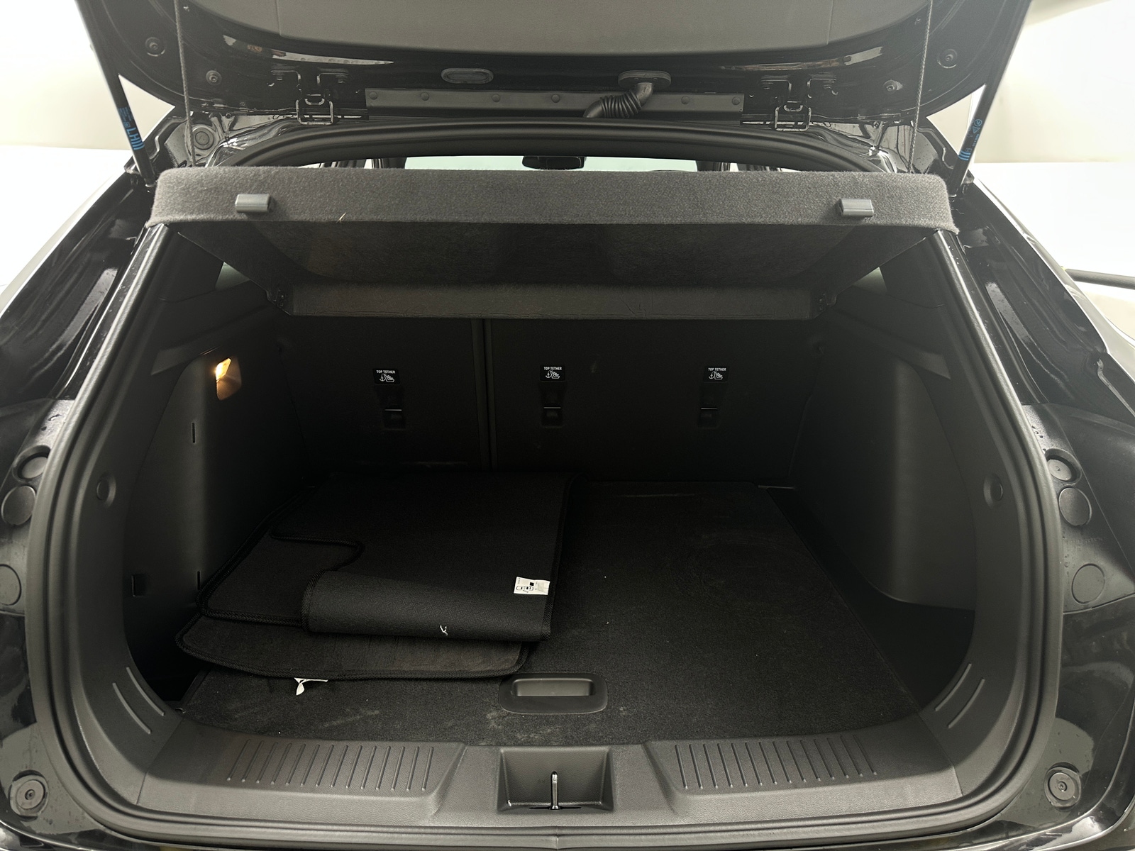 Thumbnail: 2026 Chevrolet Trax - 6