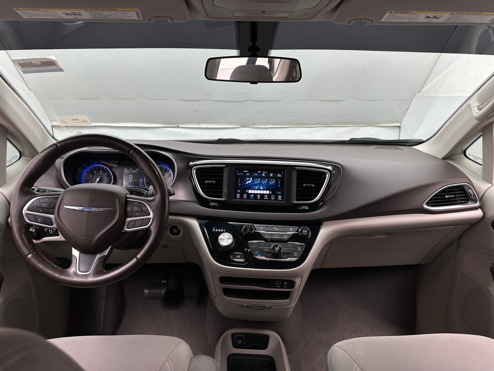 Thumbnail: 2020 Chrysler Voyager - 3