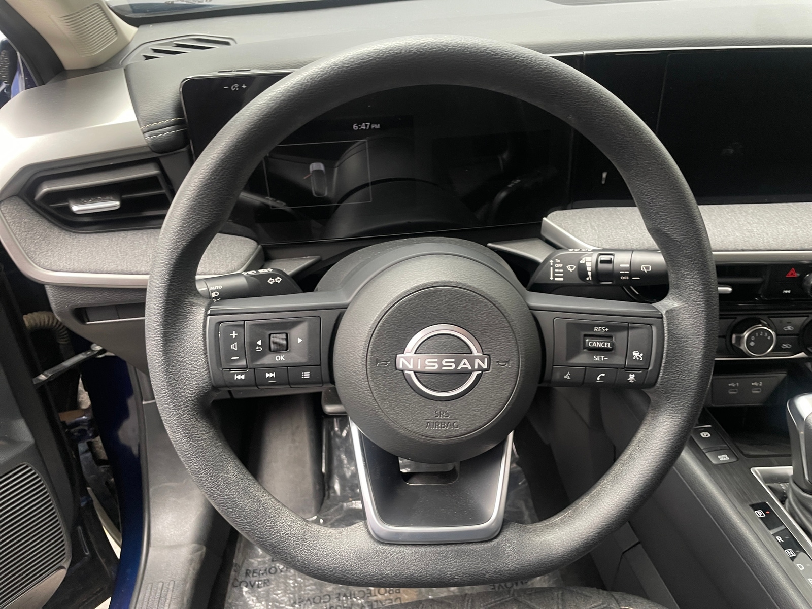 Thumbnail: 2025 Nissan Kicks - 5
