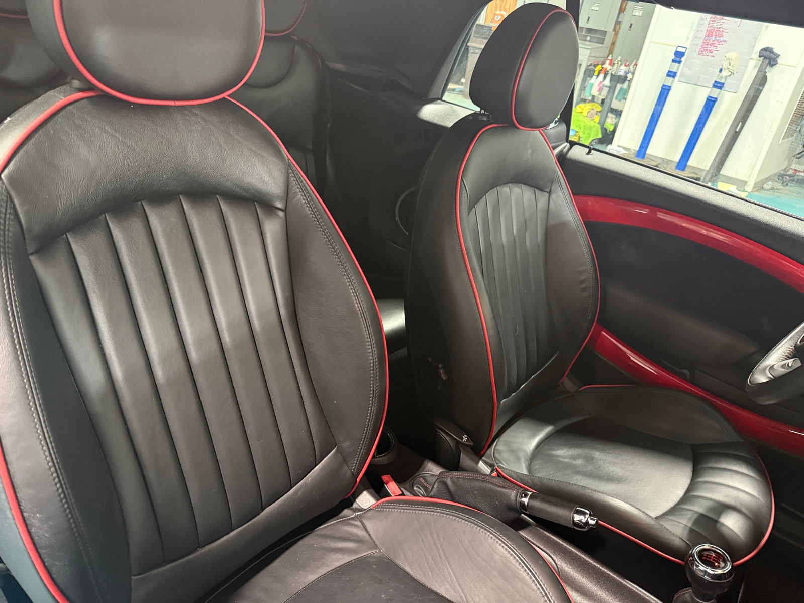 Thumbnail: 2013 MINI Cooper Convertible - 2