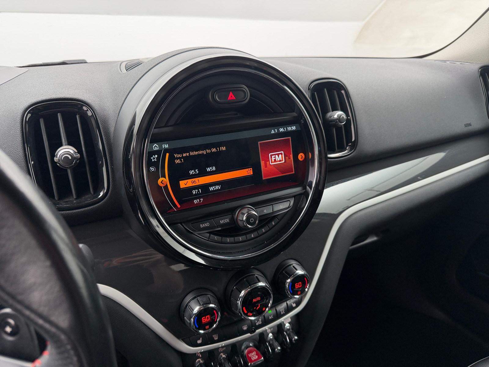 Thumbnail: 2018 MINI Cooper Countryman - 4