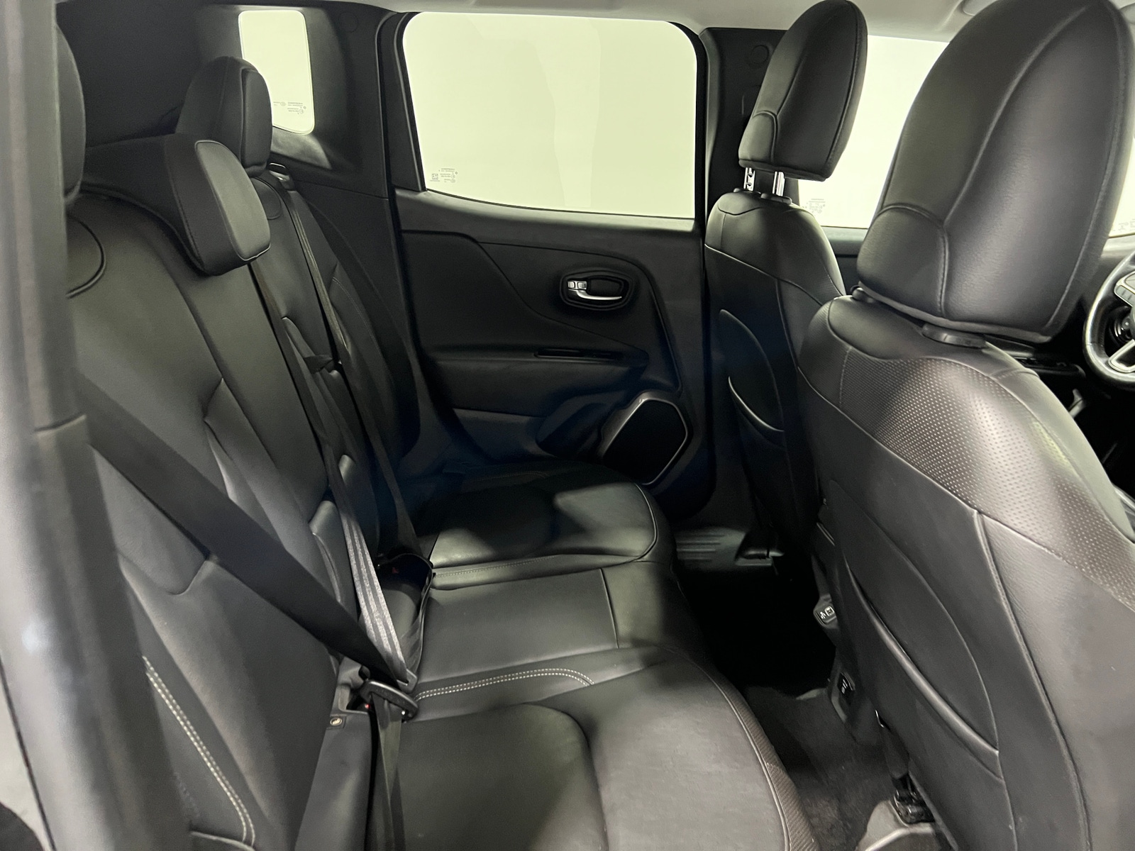 Thumbnail: 2018 Jeep Renegade - 5